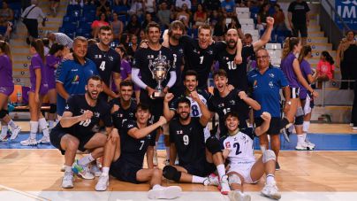 El Club Voley Palma, campeón en Son Moix