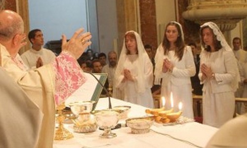 www.mallorcadiario.com  fotos 1 uploads 2012 05 virgen seglar ok
