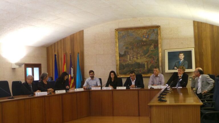 Cónclave de Govern, Consell, ayuntamientos y entidades