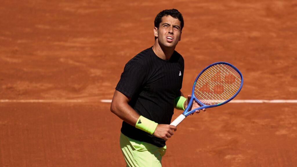 Munar pierde frente a Khachanov y dice adiós a Barcelona